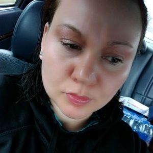 Meet your Posher, Lacy